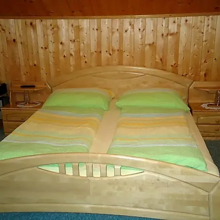 Wald Hotel 3*
