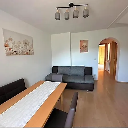 Wald 3* Hof bei Salzburg